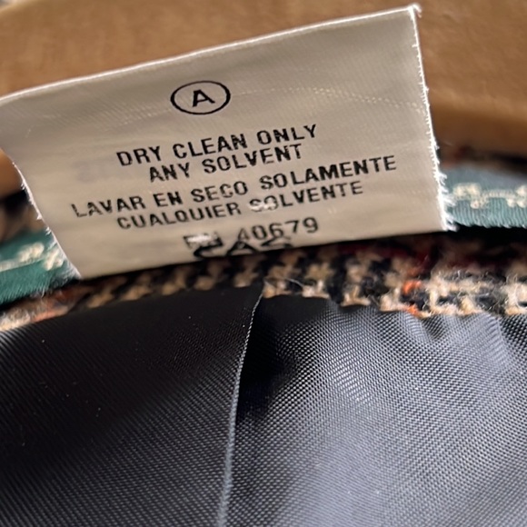 Vintage HARVE BERNARD Wool Plaid Blazer size 6 - Picture 13 of 14